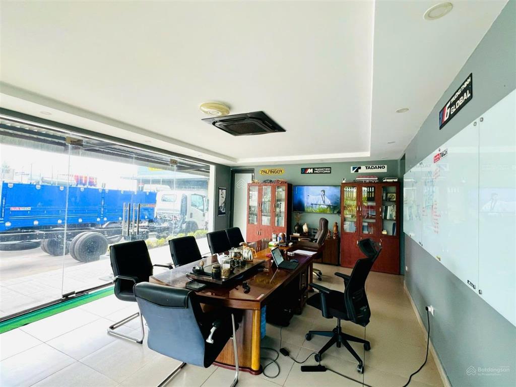 Bán nhà xưởng 4500m2 góc 2 mặt tiền đẹp còn mới tại phước tân, biên hòa, ngang 36m, nh 40m sổ riêng