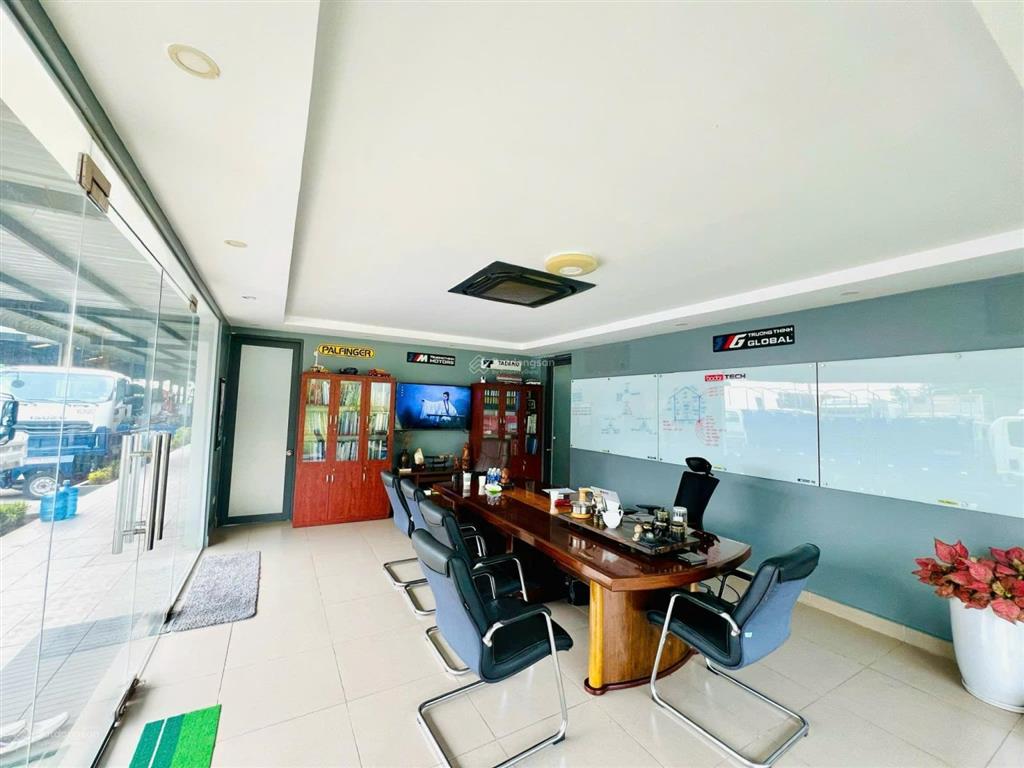 Bán nhà xưởng 4500m2 góc 2 mặt tiền đẹp còn mới tại phước tân, biên hòa, ngang 36m, nh 40m sổ riêng