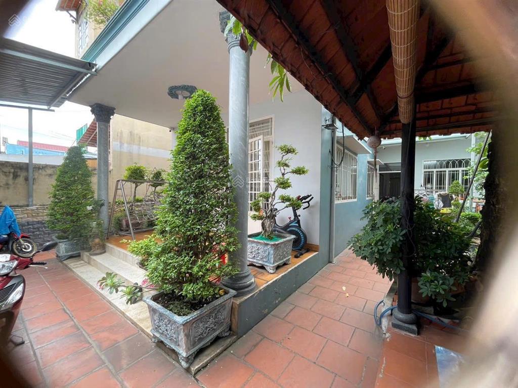 Nhà 2 mặt tiền đường trương quyền, 11 x 33m, sát bệnh viện quốc tế hoàn mỹ, tân mai, full thổ cư