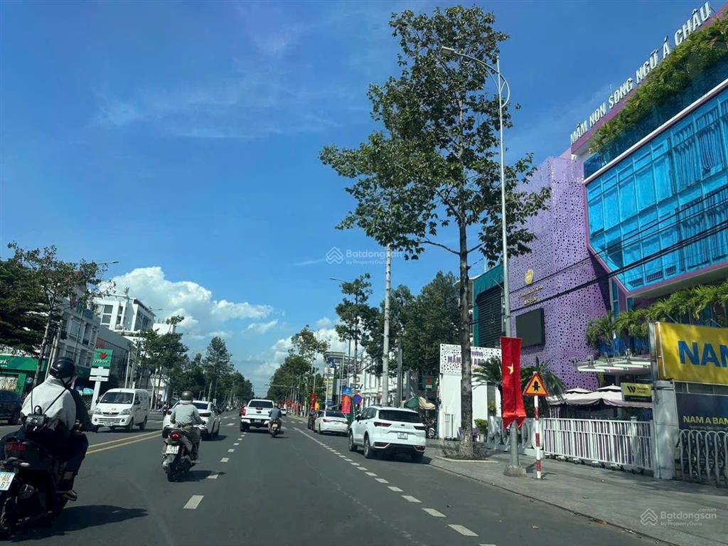 Bán nhà lô góc 2 mặt tiền khu d2d trung tâm biên hòa, phù hợp kinh doanh vị trí khu d2d,