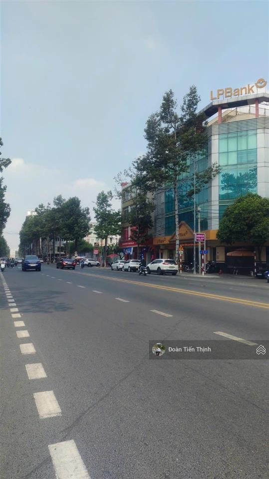 15 tỷ 500 ( giá chính chủ ) bán nhà mặt tiền võ thị sáu 1 trệt 3 lầu