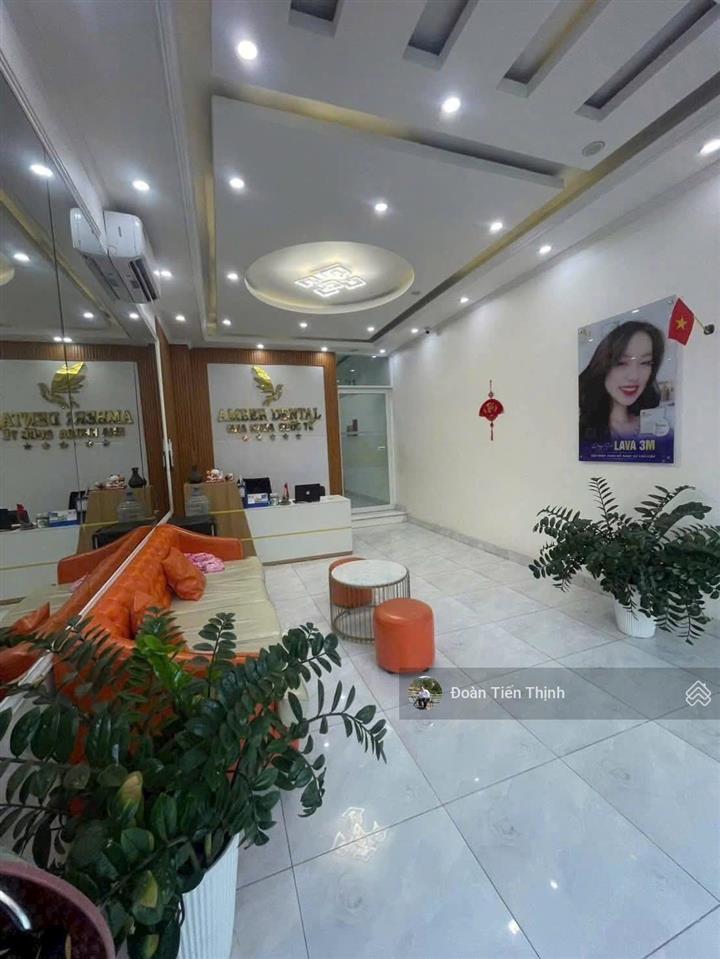 15 tỷ 500 ( giá chính chủ ) bán nhà mặt tiền võ thị sáu 1 trệt 3 lầu