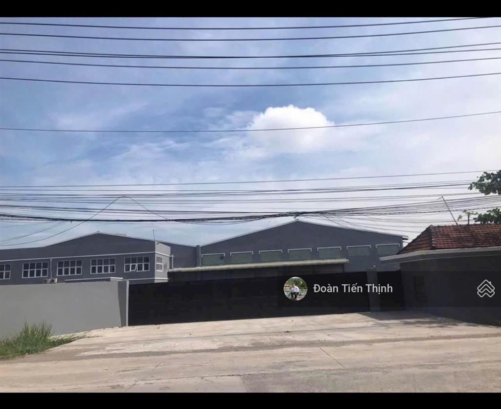 Bán nhà xưởng 2 mặt tiền có 6000m skc, dt đất 14 000m2, 1.4 ha tại phường phước tân  đồng nai