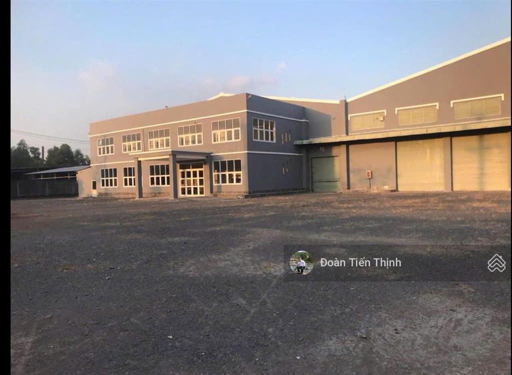 Bán nhà xưởng 2 mặt tiền có 6000m skc, dt đất 14 000m2, 1.4 ha tại phường phước tân  đồng nai