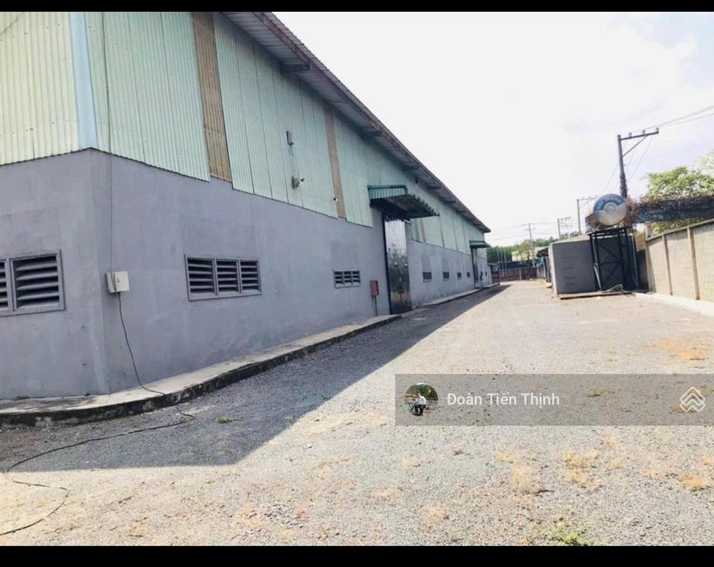 Bán nhà xưởng 2 mặt tiền có 6000m skc, dt đất 14 000m2, 1.4 ha tại phường phước tân  đồng nai