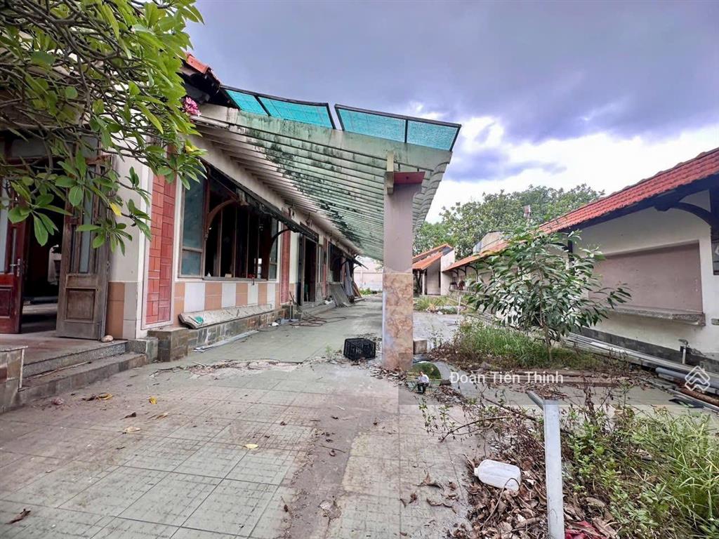 Bán đất 1.860m tặng 2 nhà lầu + nhà gỗ lớn tại bửu hòa biên hòa + vị trí vàng gần cầu bửu hòa