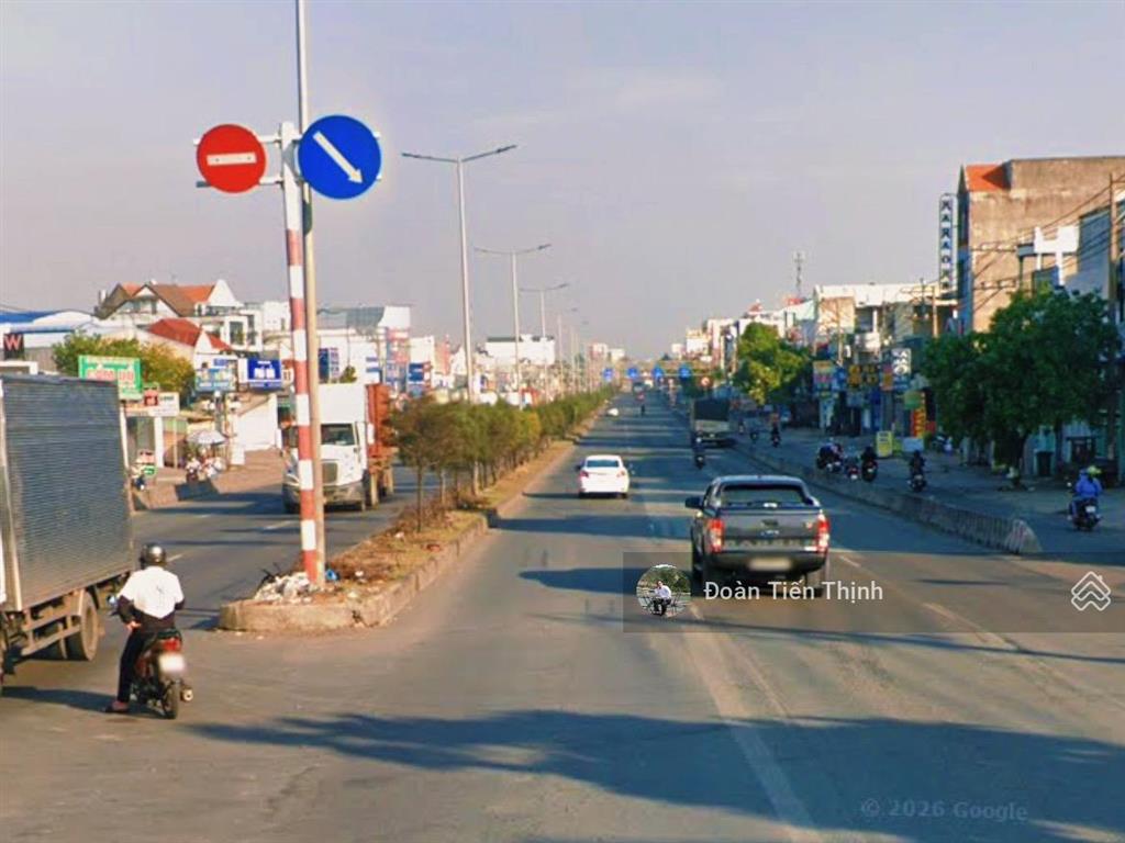 Lô đất mặt tiền quốc lộ 51, sát bên các shroom ô tô cần bán
