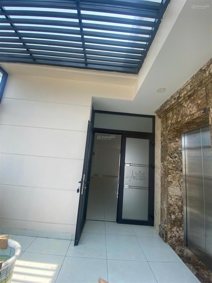Hoa hồng giới thiệu  cho thuê tầng 3  cityland  mặt tiền nguyễn văn lượng giá 11 triệu