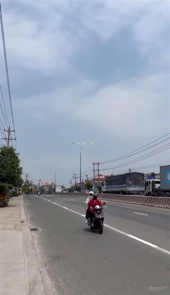 Cho thuê mặt bằng mặt tiền đại lộ bình dương  6000m2 giá thuê 65 triệu / tháng