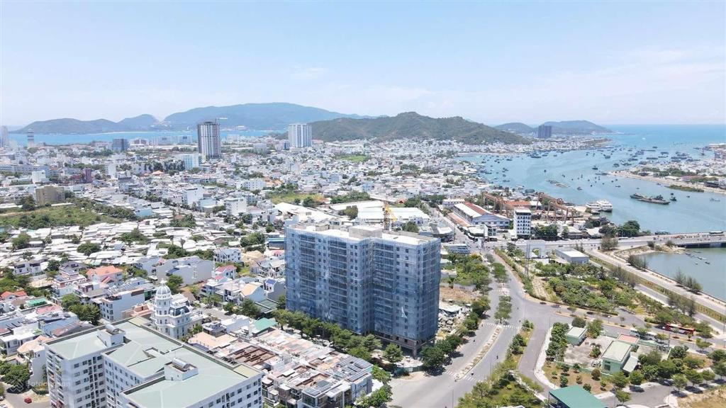 Bán căn 3pn tầng 4 view sông đông nam thoáng mát căn hộ hud ccu 01 phước long giá chỉ 3,5 tỷ