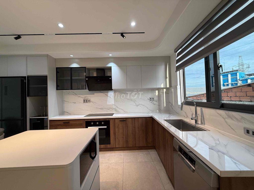 NHÀ CUỐI ĐƯỜNG NGUYỄN OANH GÒ VẤP NGAY CẦU VƯỢT NGÃ TƯ GA