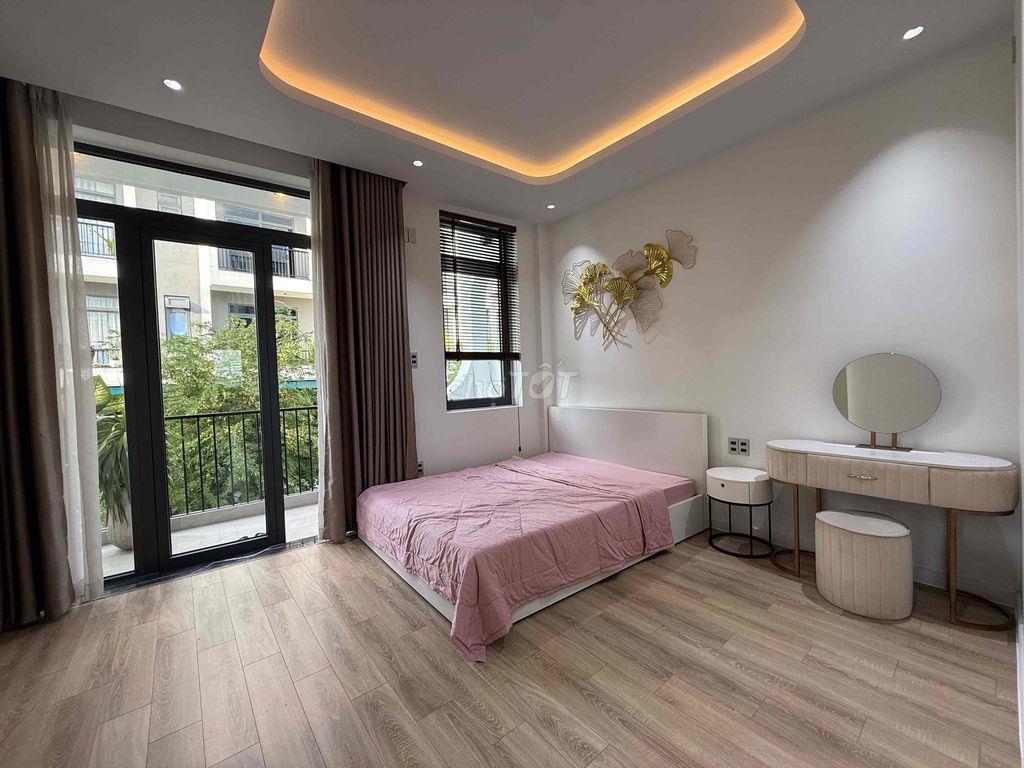 NHÀ CUỐI ĐƯỜNG NGUYỄN OANH GÒ VẤP NGAY CẦU VƯỢT NGÃ TƯ GA