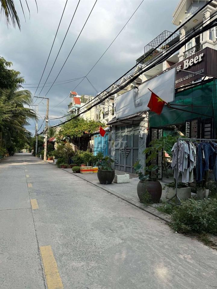 NHÀ  MẶT TIỀN ĐƯỜNG TL57. KINH DOANH BUÔN BÁN