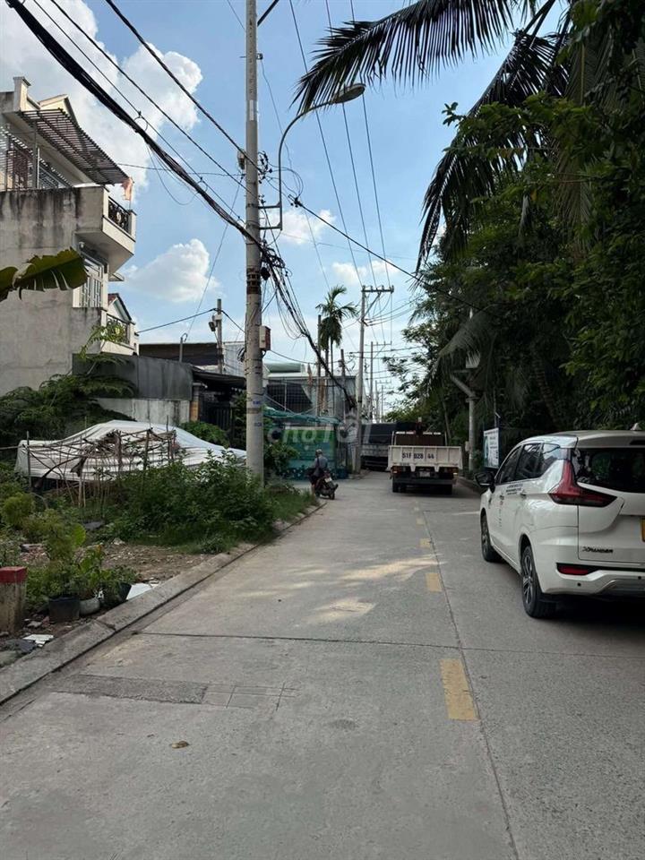NHÀ  MẶT TIỀN ĐƯỜNG TL57. KINH DOANH BUÔN BÁN