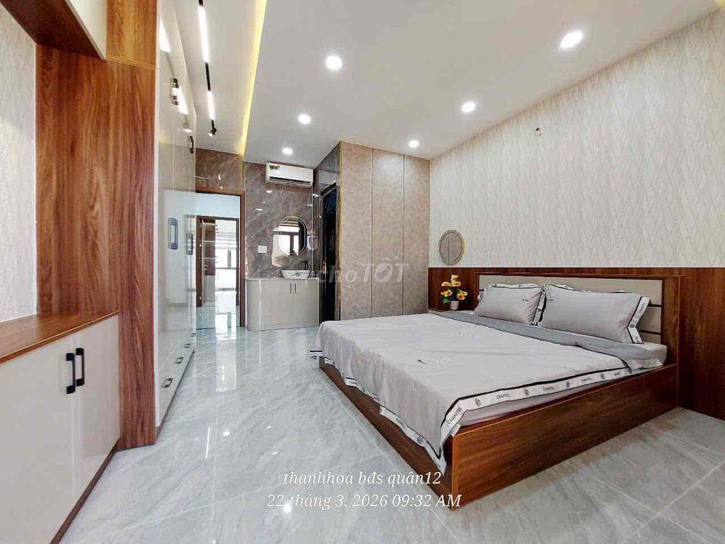 CẦN  TIỀN BÁN GẤP 2 CĂN LIỀN KỀ XÂY MỚI 1 TRỆT 1 LỬNG 4 LẦU