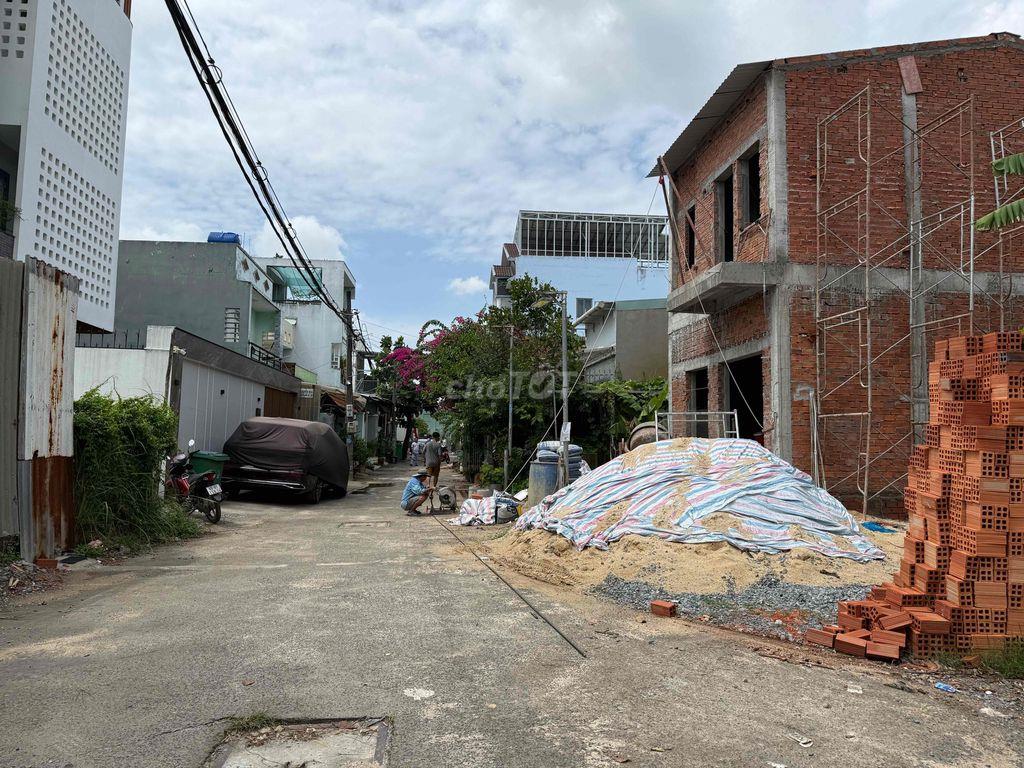 2,850 ty sở hữu lô đất 83m thổ cư, đường xe hơi vào tận cửa