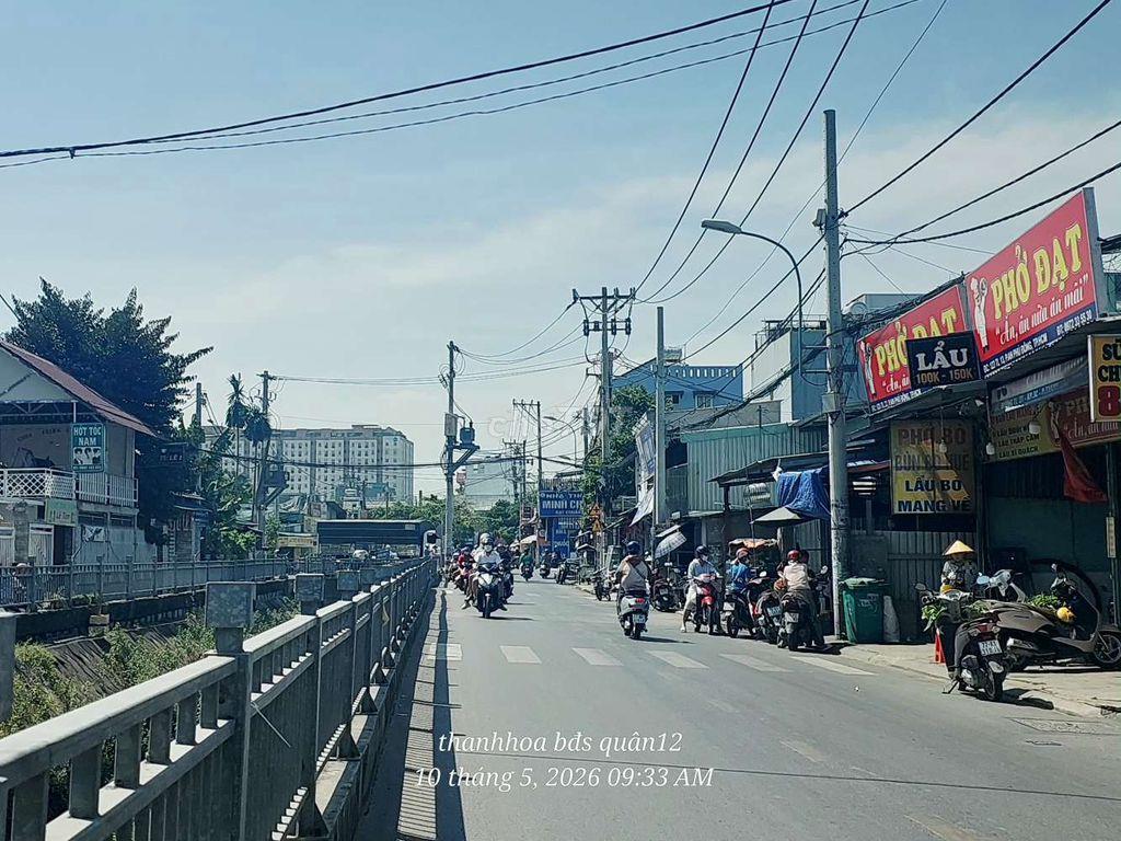 Nhà phố xây mới đường xe tải ngay chợ Cầu Đồng Ngã Tư Ga