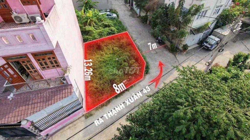ĐẤT ngang 8 góc 2 mặt tiền đường thông