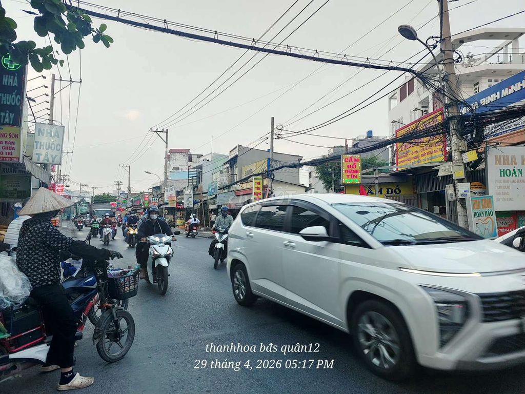 Đất ngang  10 dài 37  . Ngay Cao đẳng Điện Lực Hà Huy Giáp