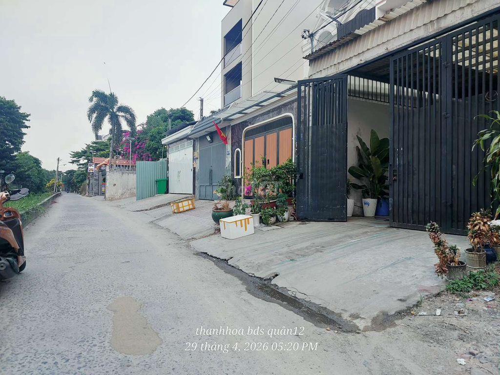 Đất ngang  10 dài 37  . Ngay Cao đẳng Điện Lực Hà Huy Giáp