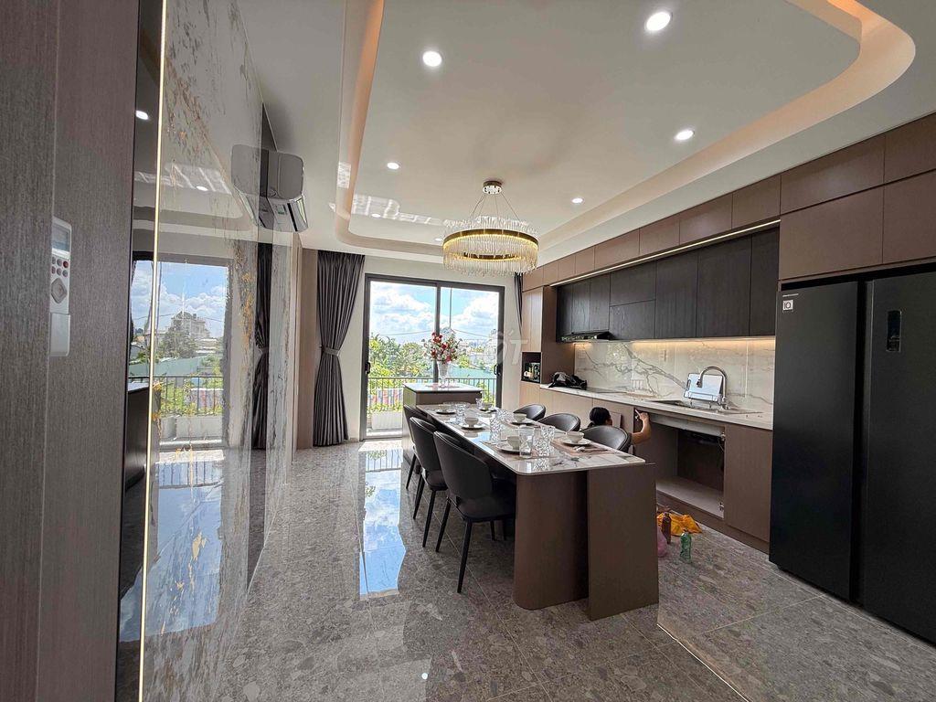 NHÀ PHỐ CÓ THANG MÁY 82M THỔ CƯ 347 M SÀN