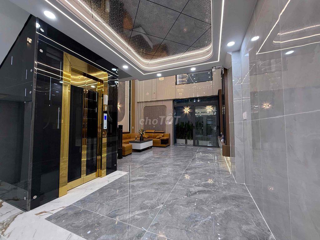NGANG 5 M RƯỠI CÓ THANG MÁY, ĐẲNG CẤP LUCXURY