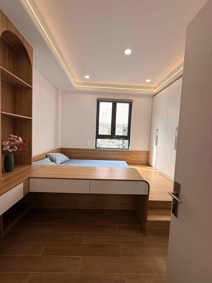 NHÀ 4 DÀI 21 NGAY CAO ĐẲNG ĐIỆN LỰC HÀ HUY GIÁP VÀ 100 M ĐƯỜNG THÔNG