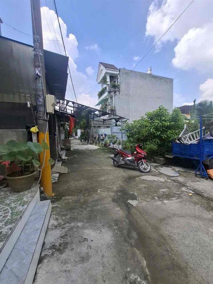 2,6 ty . bán nhanh lô đất gần trường học Tô Ngọc vân phường Thạnh Xuân