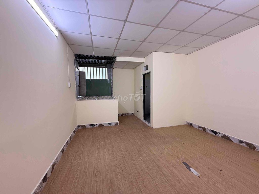 NHÀ 3 lầu 1/đường TL29 phường Thạnh lộc quận 12