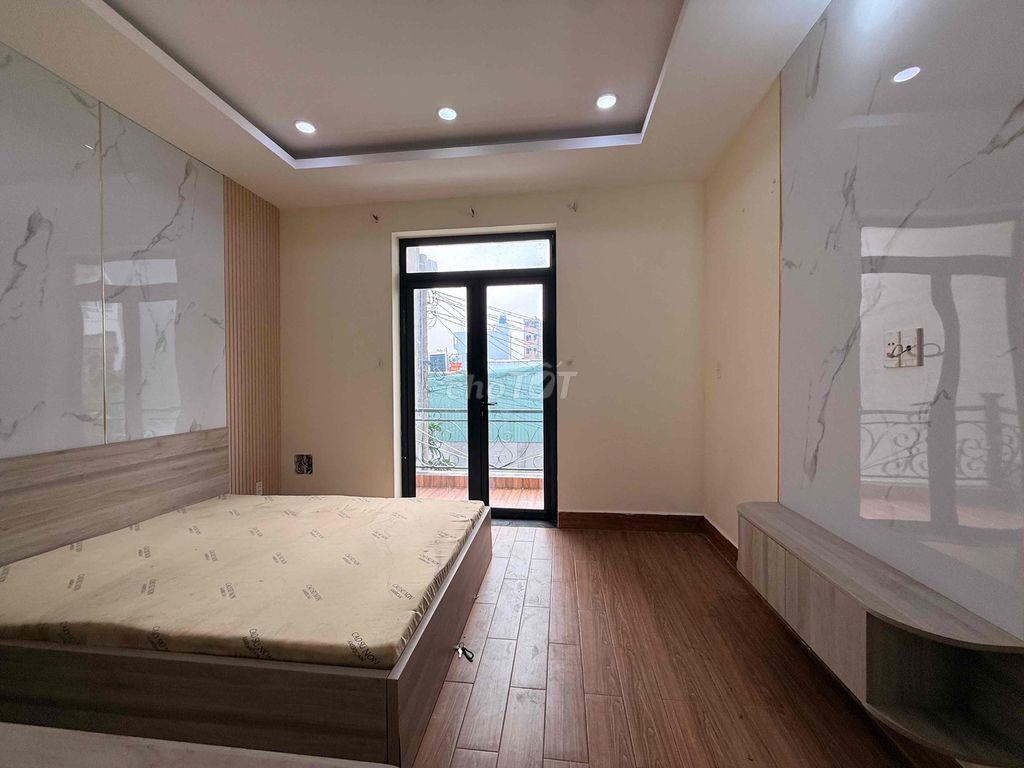 NHÀ 3 lầu 1/đường TL29 phường Thạnh lộc quận 12