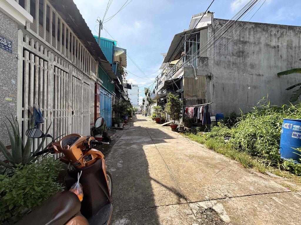 3.2 ty . Đất đường TL29 ngay chợ cầu đồng ngã tư ga