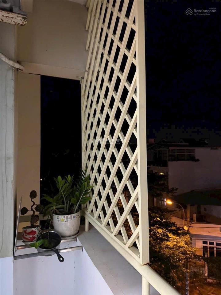 Quận 8, bán chung cư thanh nhựt có sổ hồng rồi, 2pn 72m2, nhà sạch sẽ, có thang máy sát dream home