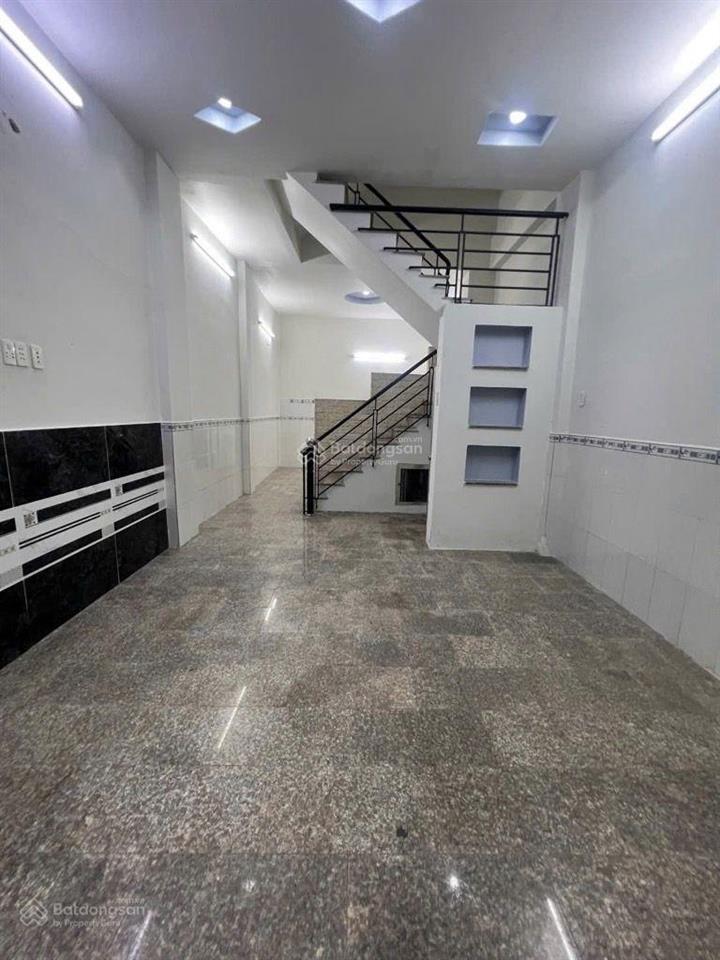 Quận 6, nhà nguyễn văn luông, gần hậu giang, bình phú, nhà 3 tầng, hoàn công đầy đủ