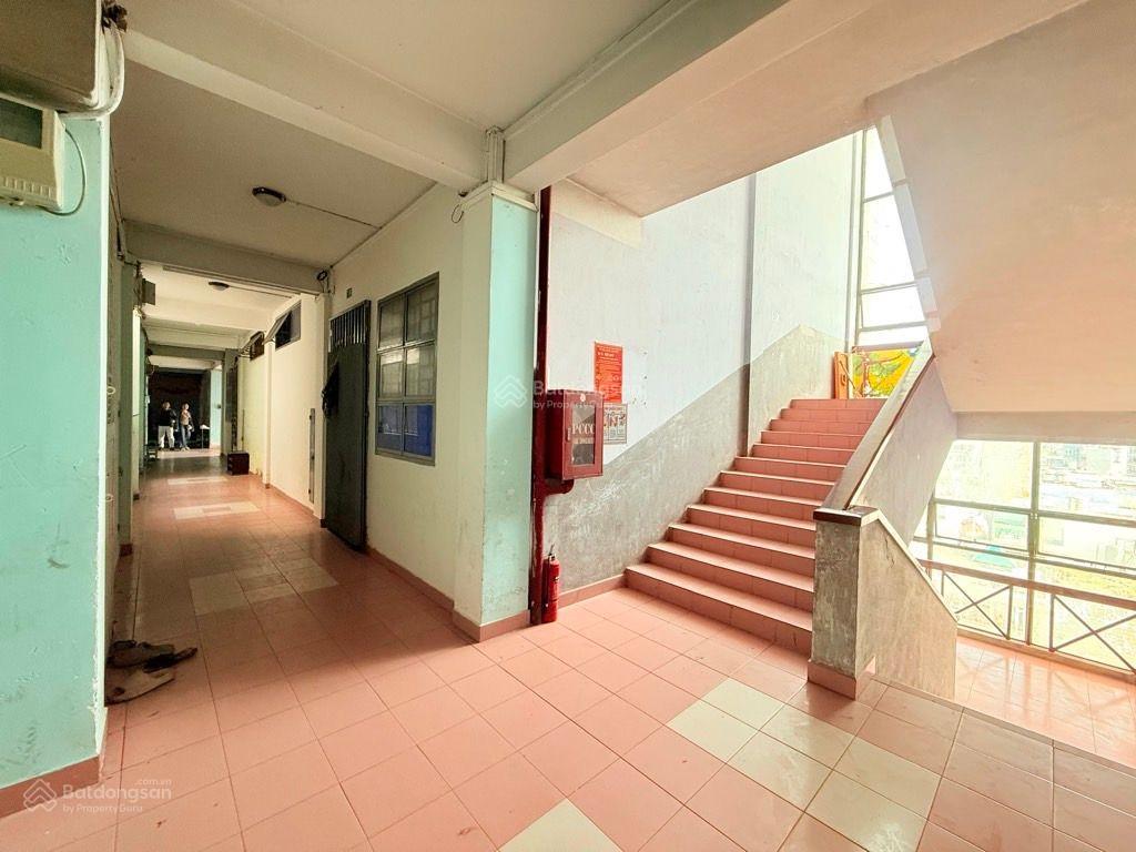 Cần bán chung cư c1 lý thường kiệt, quận 11, đối diện tân phước plaza, sổ hồng riêng, công chứng