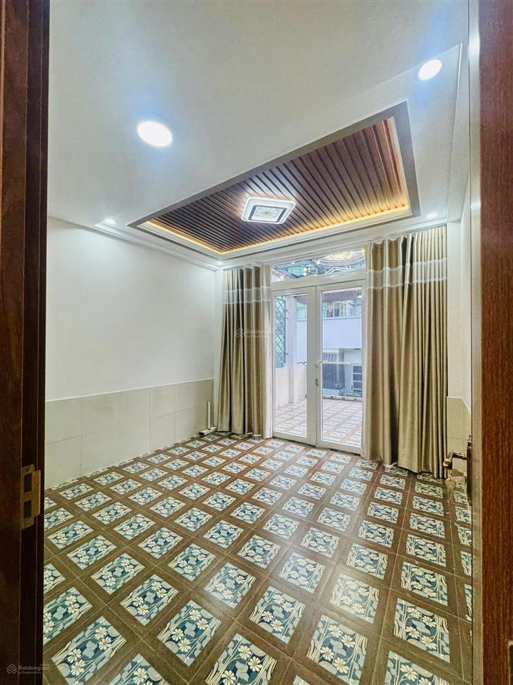 Quận 11, nhà lãnh binh thăng, gần 3/2, hẻm xe tải 8m, nhà mới đẹp có nội thất, sổ vuông vức đẹp