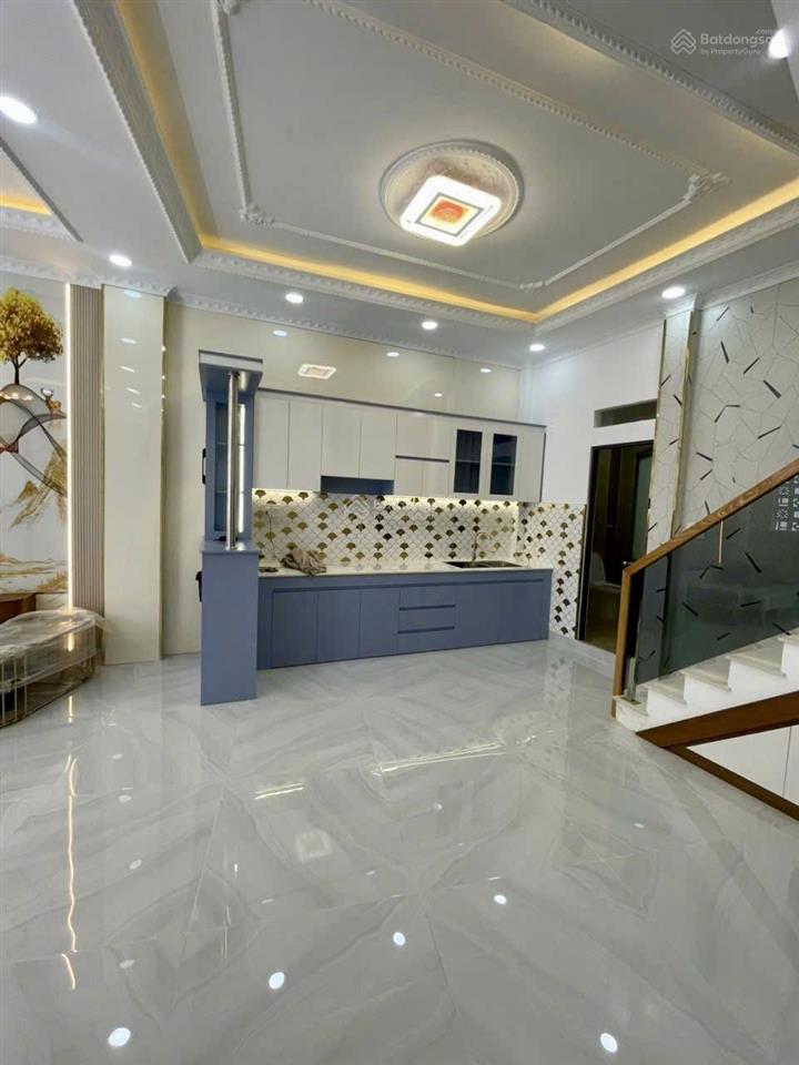 Quận 6, nhà an dương vương mới đẹp, 4pn, nhà ở liền, giá tốt
