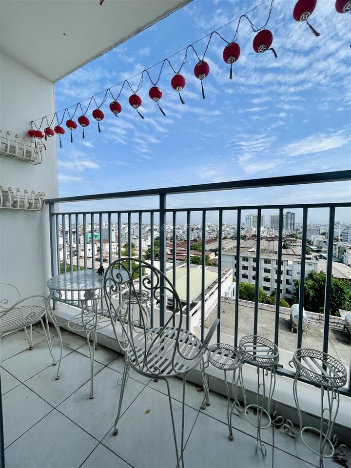 Oriental plaza, bán căn 90m2, rộng rãi thoáng mát, gấp bán