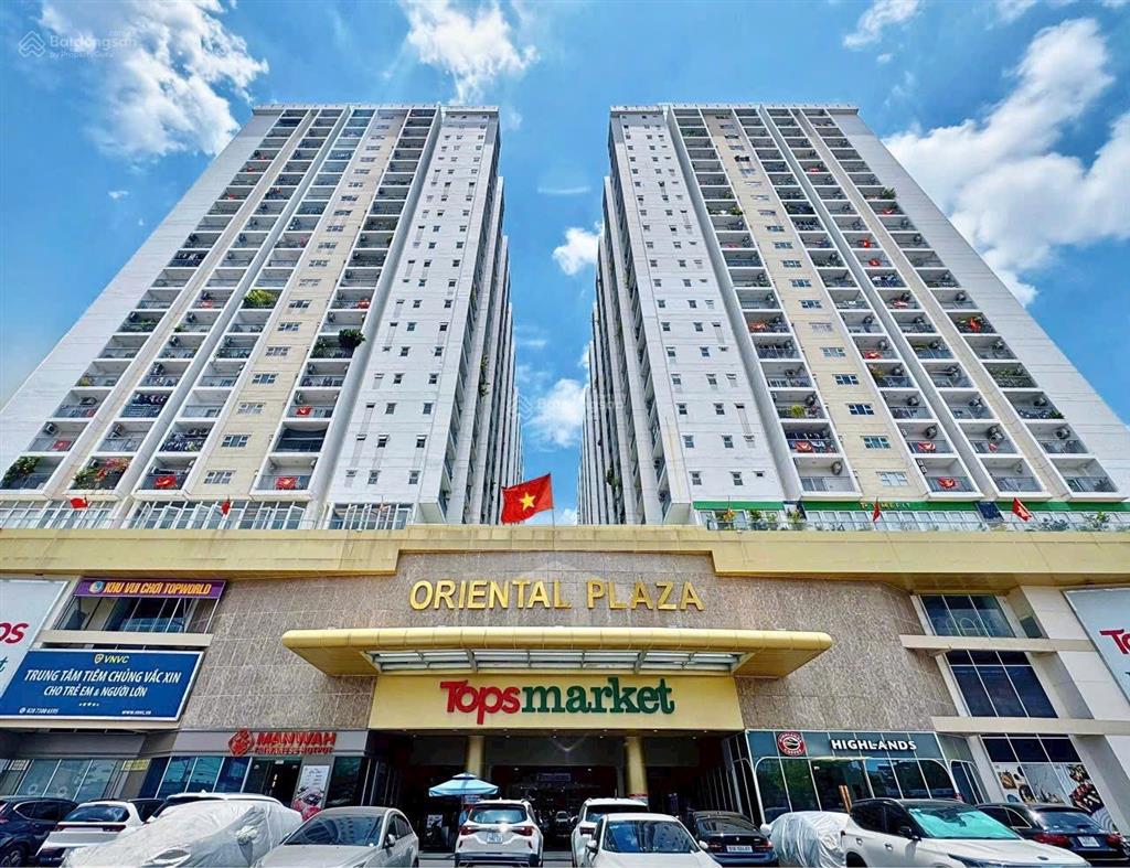 Oriental plaza, bán căn 90m2, rộng rãi thoáng mát, gấp bán