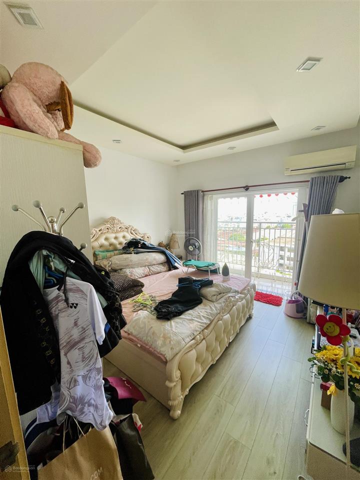 Oriental plaza, bán căn 90m2, rộng rãi thoáng mát, gấp bán