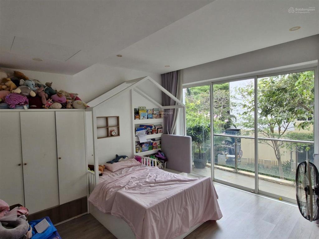 Cho thuê biệt thự song lập view sông palm residence, 8x17, 1 trệt 2 lầu nhà đẹp ở ngay