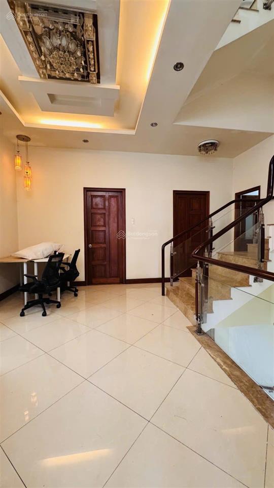 Bán biệt thự khu tên lửa 200m2, ngang 10m, 4 tầng đường 20m kế công viên 23 tỷ tl