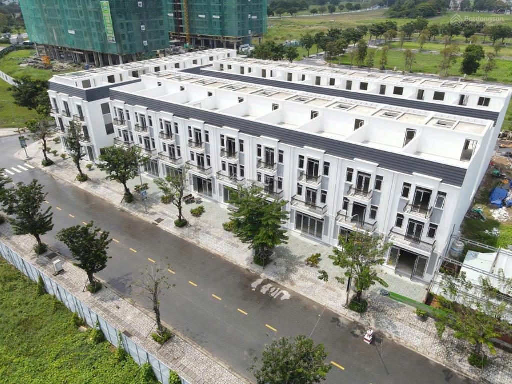 Nhà phố liền kề, khu đô thị sinh thái chánh mỹ  thủ dầu một