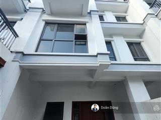 Bán liền kề gamuda st5 90m2 mặt tiền 5m. vị trí siêu đẹp, nhà nguyên bản, 0982 486 ***