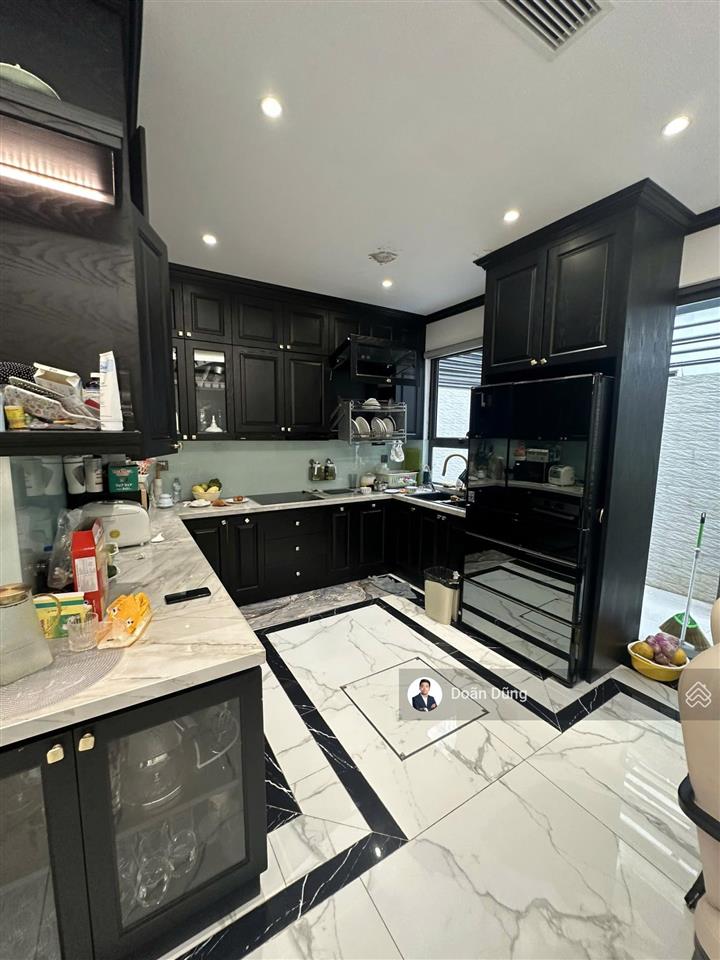 Bán liền kề st5 90m2 mt 6m hoàn thiện đẹp vị trí trung tâm 0982 486 ***