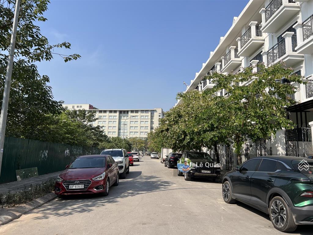 Bán lk kđt mới đại kim 83,5m2 đối diện chung cư cao cấp kinh doanh cực tốt.  0986 786 ***