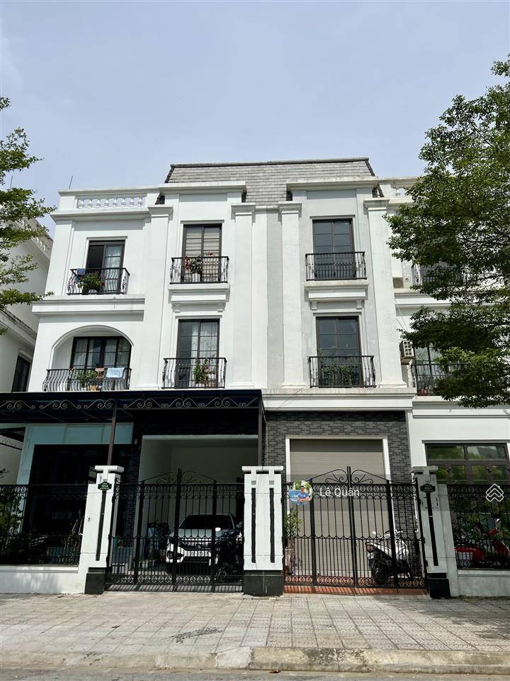Cần bán gấp biệt thự 125m2 kđt mới đại kim hoàn thiện siêu đẹp, đường 21m vị trí đắc địa. hàng hiếm