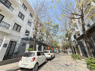 Bán lk kđt mới đại kim vị trí đắc địa 65m2 hoàn thiện full nội thất