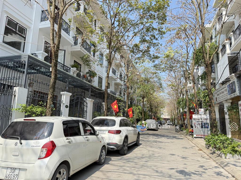Bán gấp nhà lk kđt mới đại kim, 66,67m2 mặt tiền 6m. giá thấp nhất thị trường 21 tỷ