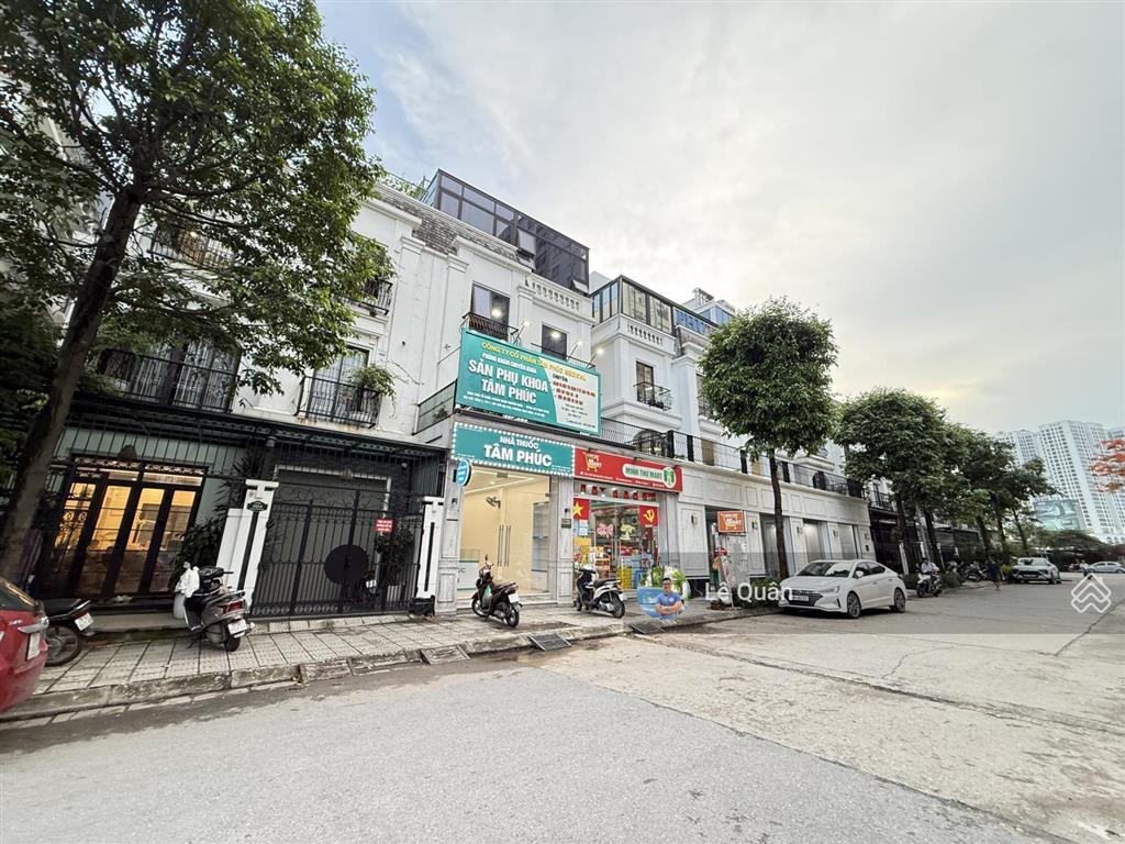 Bán gấp biệt thự song lập 125m2 hoàn thiện đẹp, đường tôn thất tùng kéo dài, kinh doanh cực đỉnh