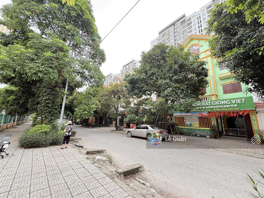 Bán biệt thự kim văn kim lũ, một trong số ít 130m2 hoàn thiện đẹp.  0986 786 ***